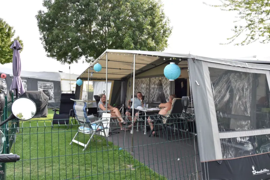 Camping Brielle kampeerplaats Spronsen 9