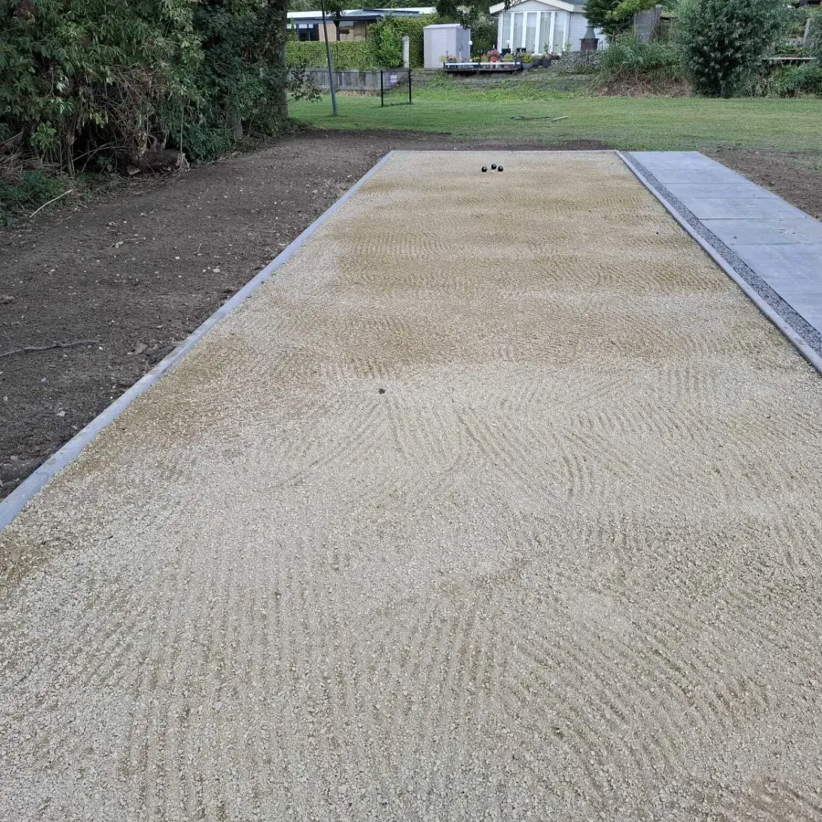 Jeu de boules baan jpg